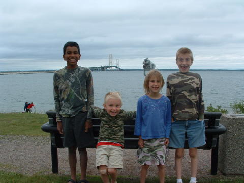 09-7MacBridgKids